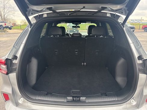Used 2024 Ford Escape ST-Line image 6