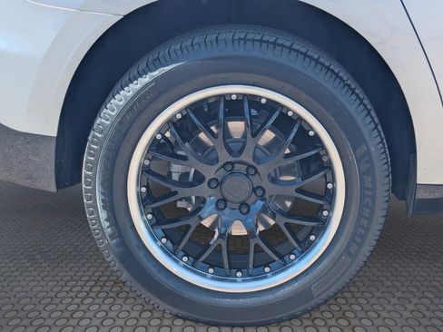 Used 2020 Buick Enclave Essence w/ Trailering Package, 5000 lbs. image 10