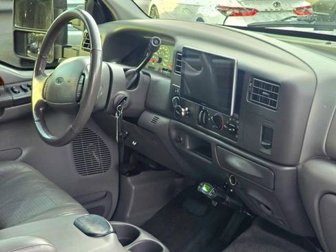 Used 2002 Ford F350 4x4 Crew Cab Super Duty image 16