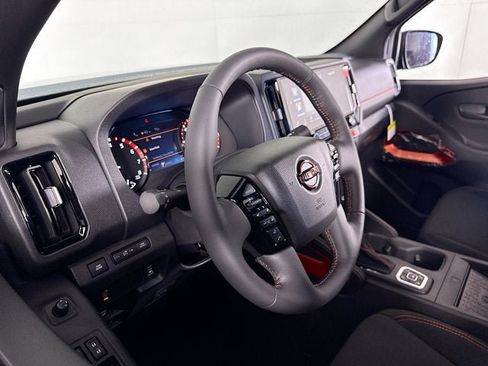New 2026 Nissan Frontier PRO-4X w/ Pro-4x Convenience Package AWD/4WD image 9