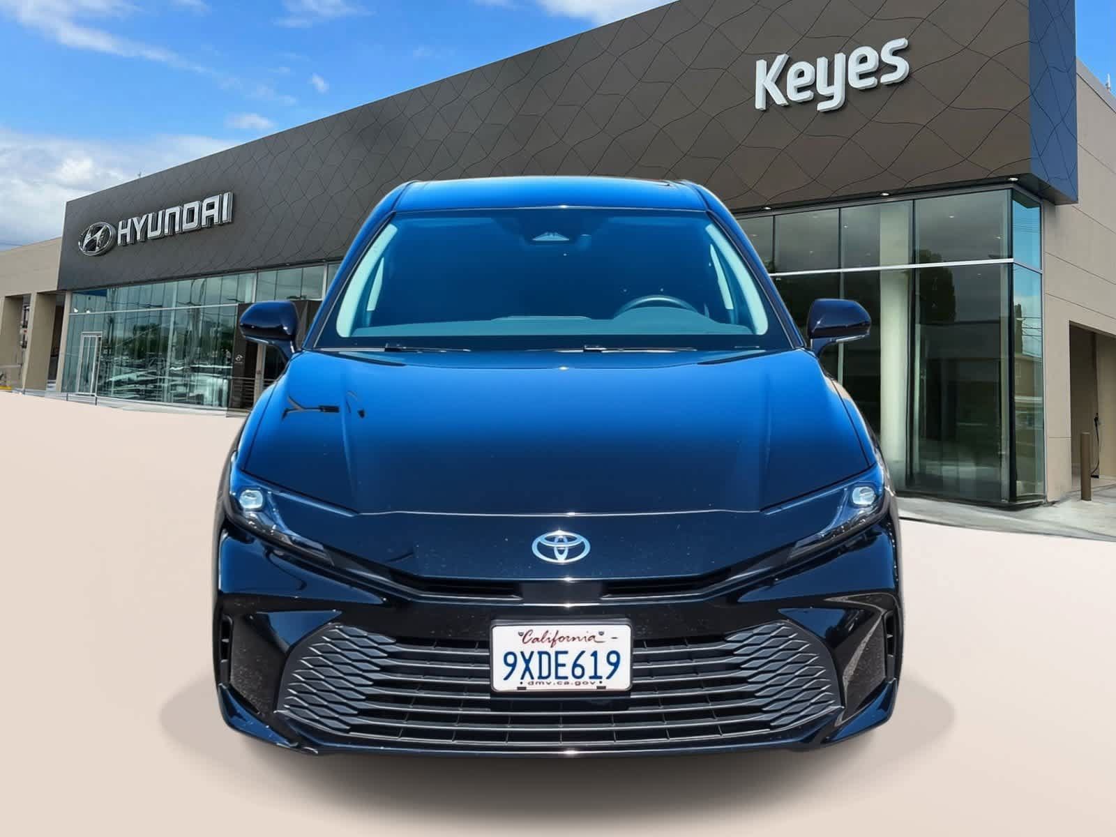 Used 2026 Toyota Camry LE w/ Convenience Package FWD image 2