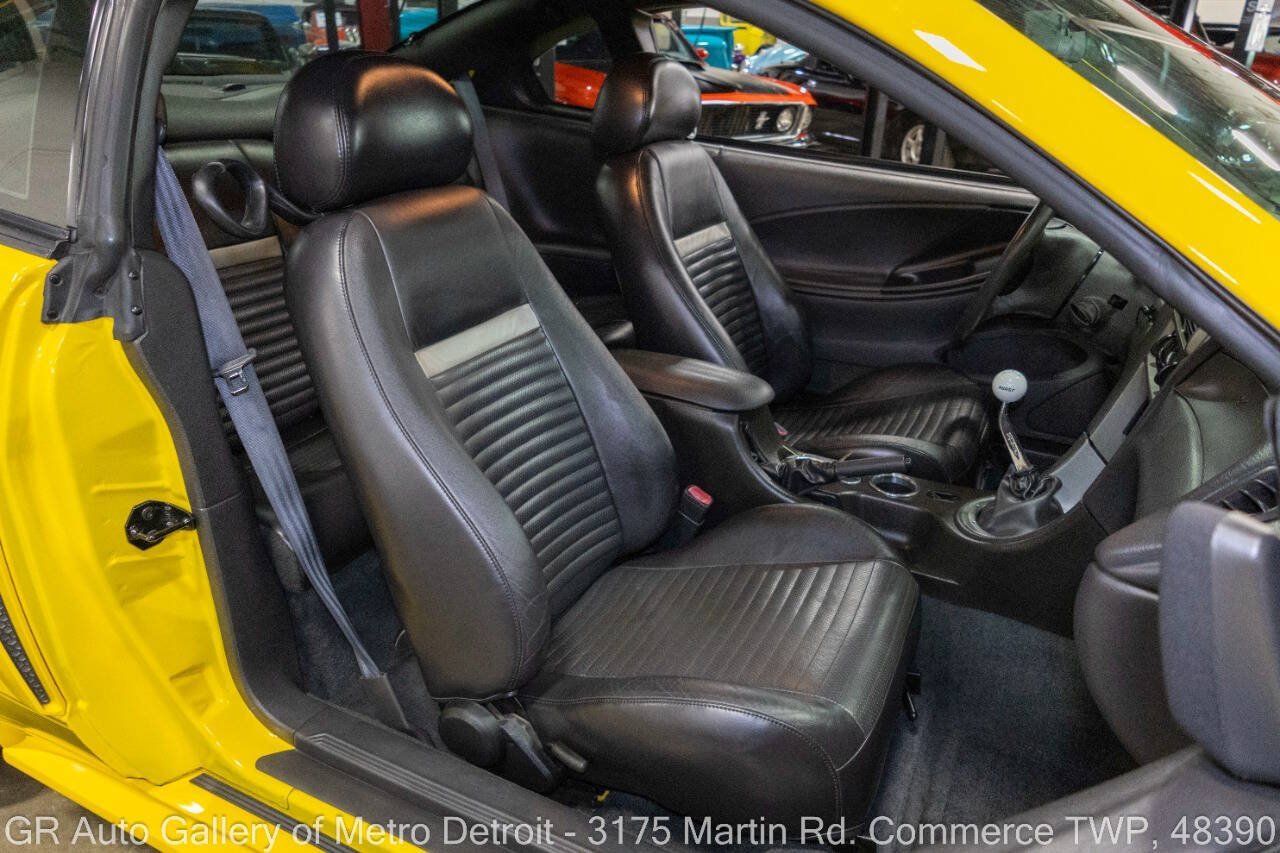 Used 2004 Ford Mustang Mach 1 RWD image 40