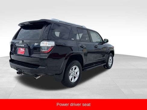 Used 2017 Toyota 4Runner SR5 image 7