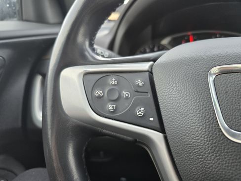 Used 2020 GMC Terrain SLT w/ Preferred Package image 16