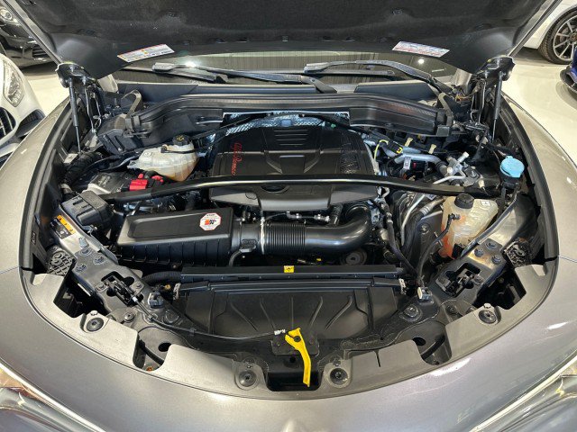 Used 2018 Alfa Romeo Stelvio Ti Sport AWD/4WD image 9