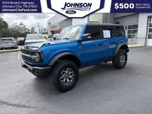 Used 2023 Ford Bronco Badlands w/ Sasquatch Package AWD/4WD image 6