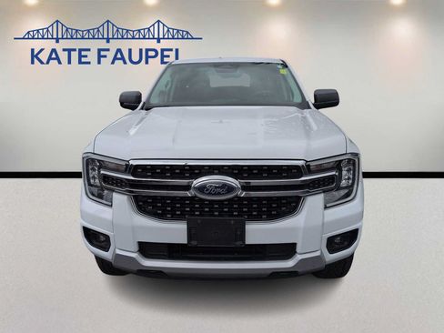 Used 2025 Ford Ranger XLT w/ Chrome Accent Package AWD/4WD image 2