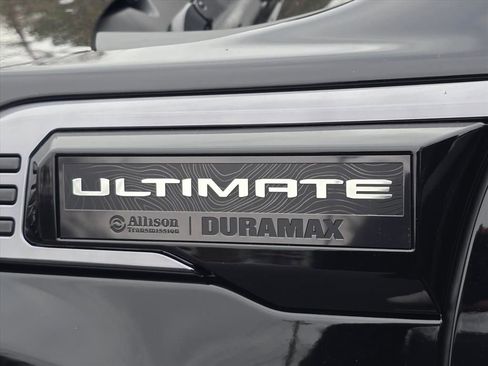 New 2026 GMC Sierra 2500 Denali Ultimate image 10