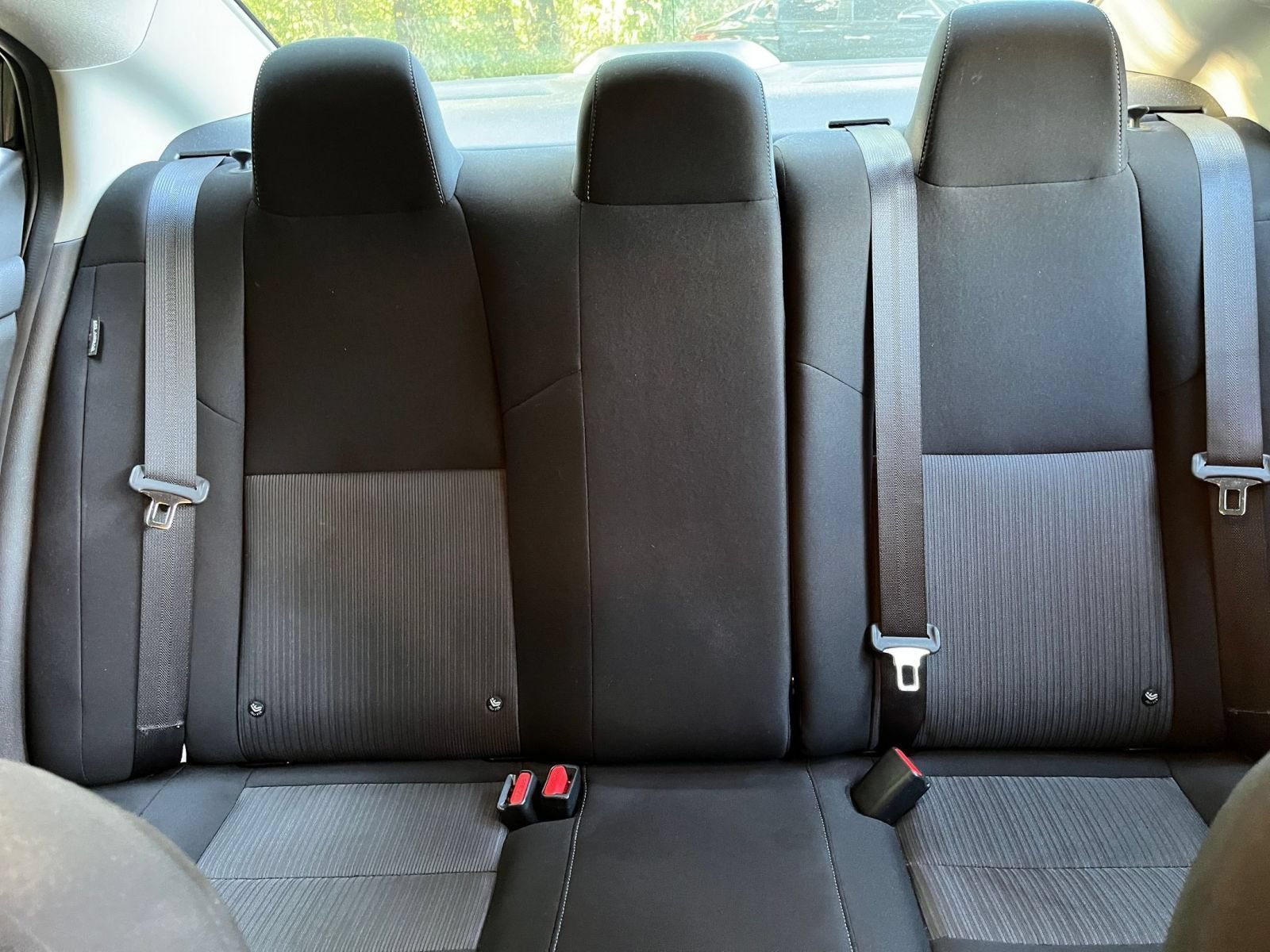 Used 2025 Nissan Sentra SV FWD image 39
