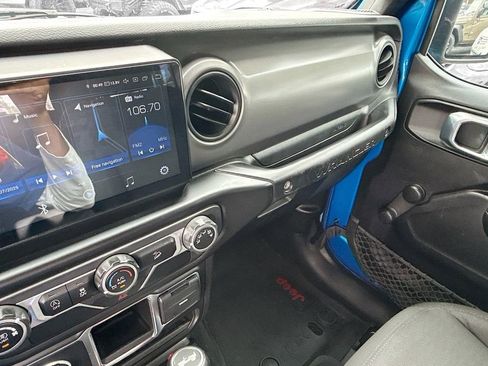 Used 2021 Jeep Wrangler Unlimited Sport image 24