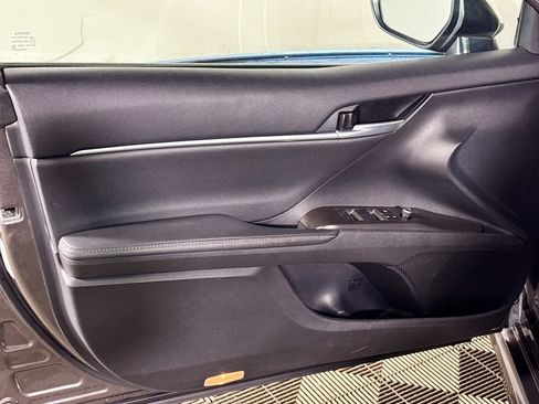 Used 2024 Toyota Camry XSE FWD image 10