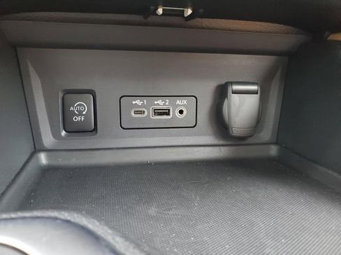 Certified 2024 Nissan Sentra SV w/ SV Premium Package image 26