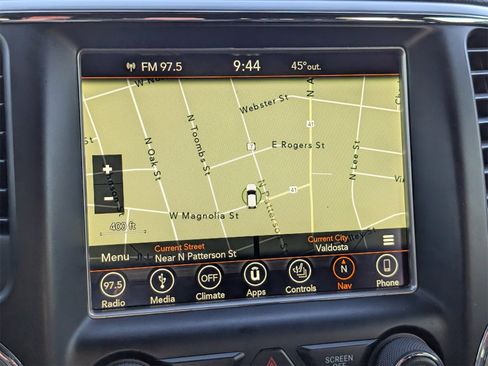 Used 2018 Jeep Grand Cherokee Limited image 18