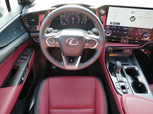 Used 2022 Lexus NX 350 AWD image 13