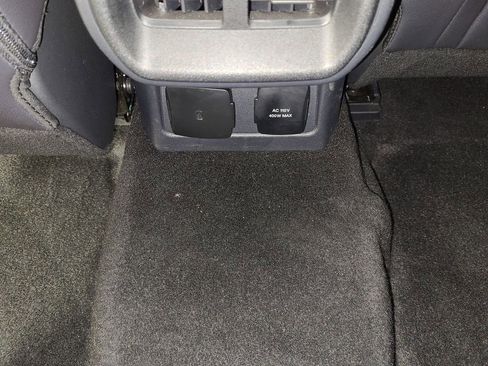 Used 2025 Ford Bronco Outer Banks AWD/4WD image 17
