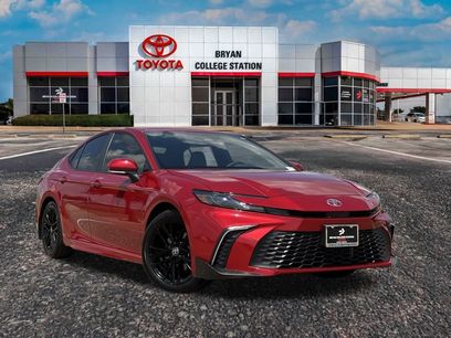 Used 2025 Toyota Camry SE