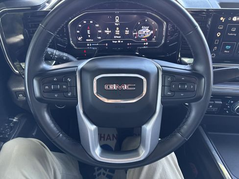 Used 2024 GMC Sierra 3500 SLT w/ SLT Convenience Package AWD/4WD image 29
