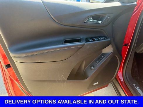 Used 2024 Chevrolet Equinox Premier AWD/4WD image 11