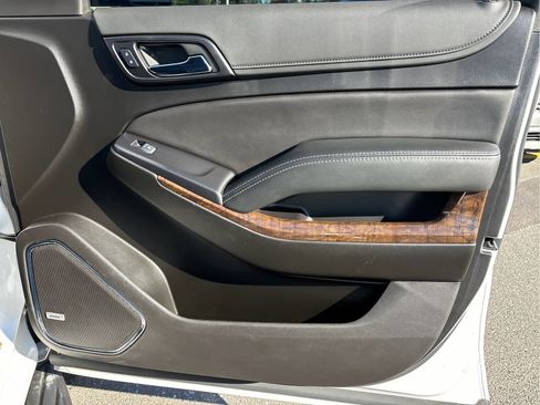 Used 2020 Chevrolet Tahoe LT w/ Luxury Package image 30