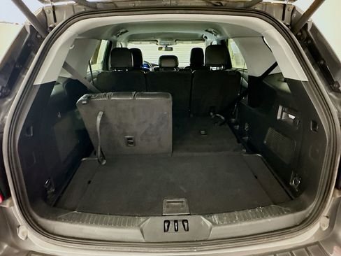 Used 2022 Ford Explorer Limited image 31