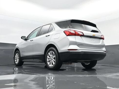Used 2021 Chevrolet Equinox LT AWD/4WD image 24