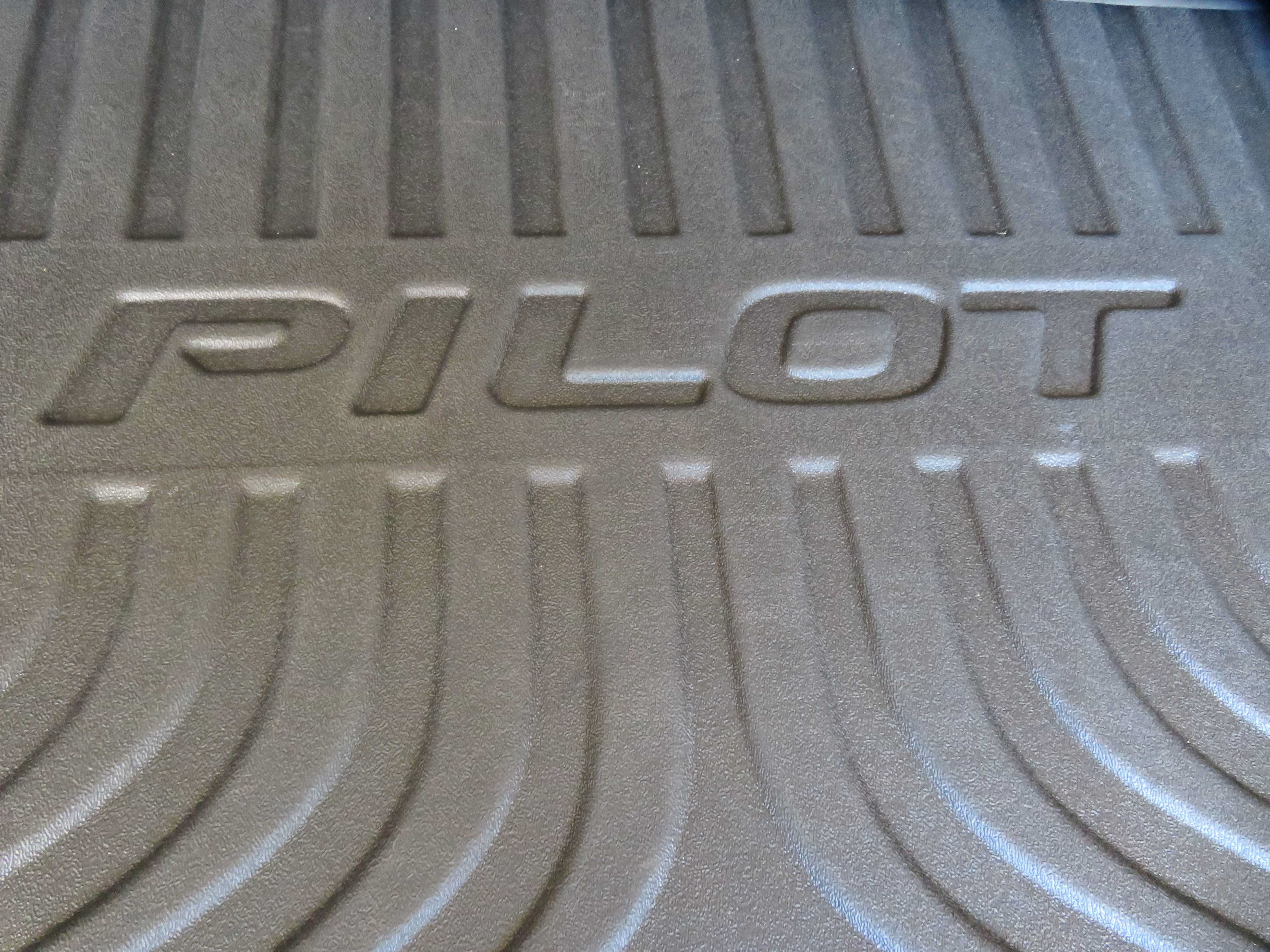 Used 2017 Honda Pilot Elite image 67