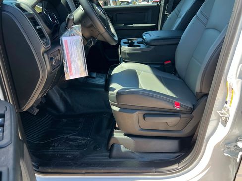 New 2026 RAM 5500 Tradesman AWD/4WD image 17