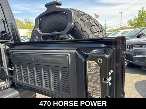 Used 2023 Jeep Wrangler Unlimited Rubicon 392 w/ Xtreme Recon 35" Tire Package AWD/4WD image 46