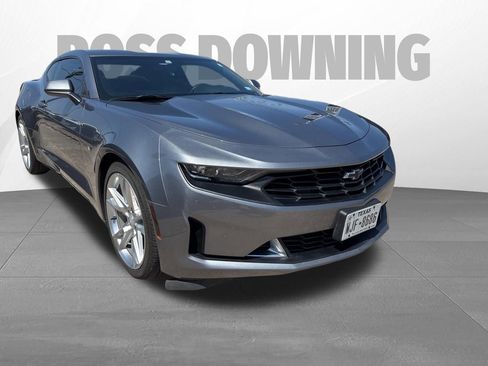 Used 2019 Chevrolet Camaro LT w/ RS Package image 3