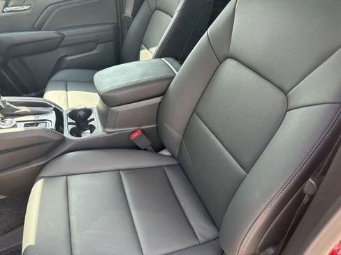 Used 2026 GMC Canyon Elevation w/ Convenience Package AWD/4WD image 9