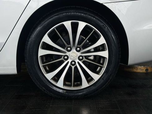 Used 2017 Buick LaCrosse Essence w/ Sun and Shade Package FWD image 26