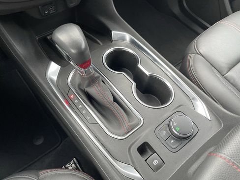 Used 2022 Chevrolet Traverse RS w/ LPO, Roadside Safety Package image 17