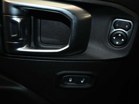 Used 2023 Jeep Wrangler Sport AWD/4WD image 20