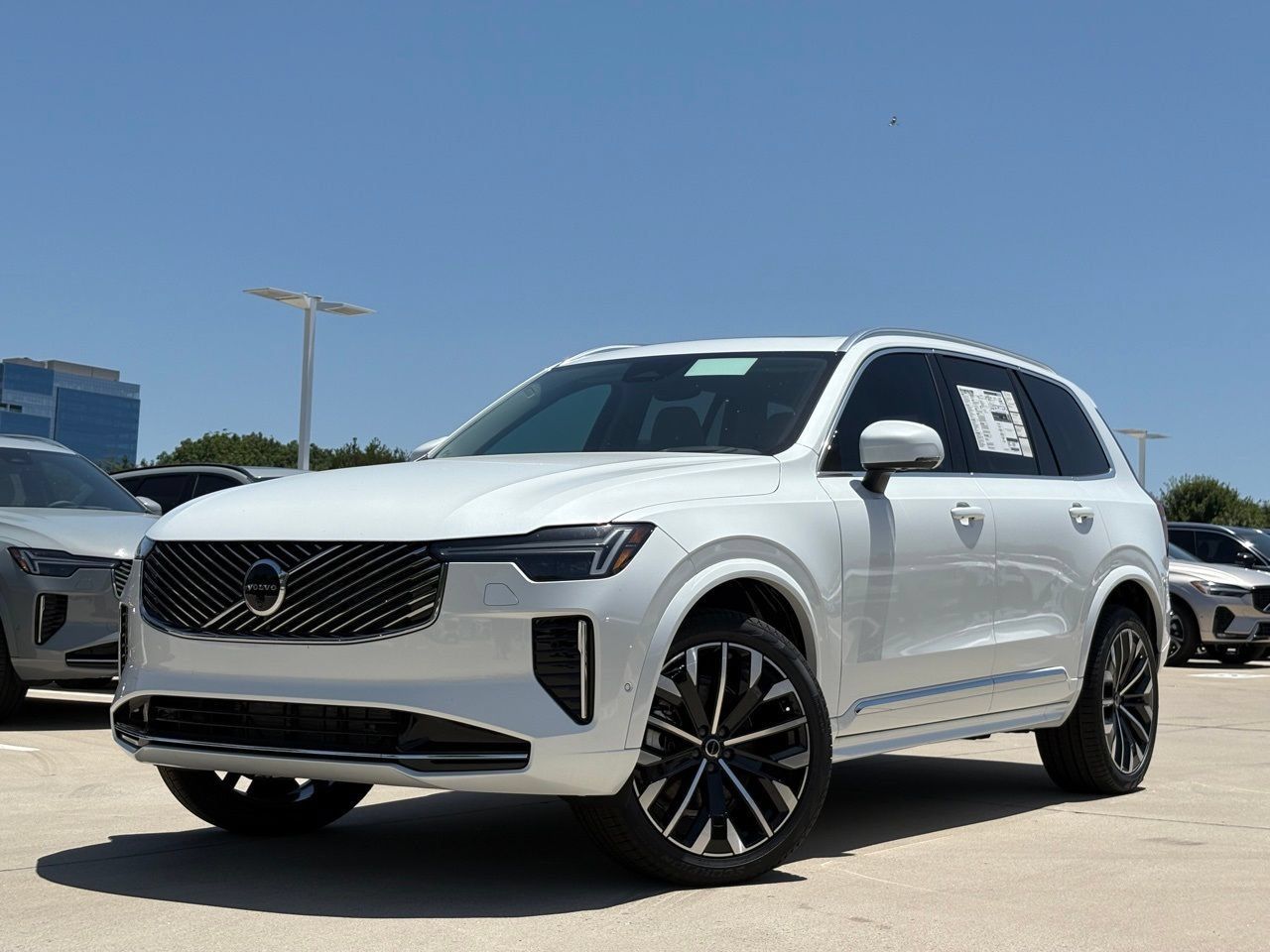 New 2026 Volvo XC90 B6 Ultra w/ Protection Package AWD/4WD image 1
