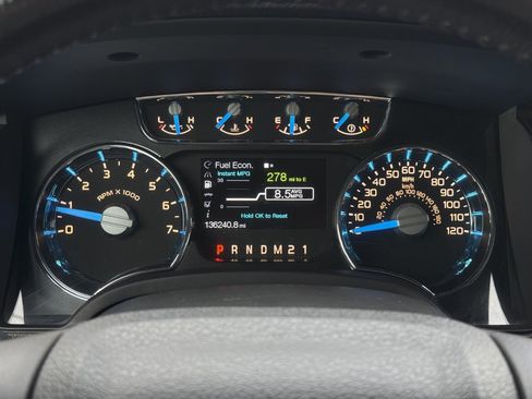 Used 2013 Ford F150 Lariat w/ Mid Equipment Group image 22