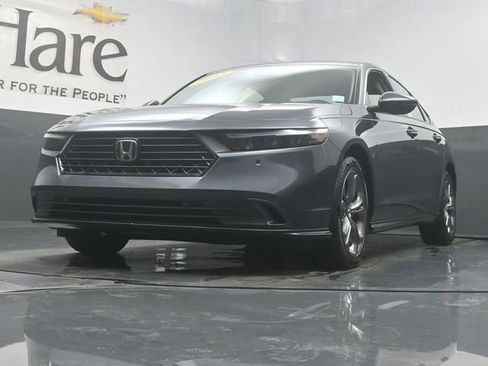 Used 2023 Honda Accord EX-L image 4