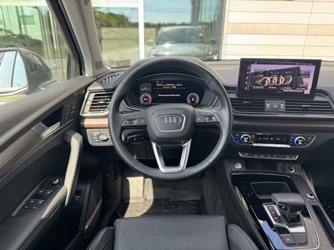 Certified 2023 Audi Q5 2.0T Prestige image 12