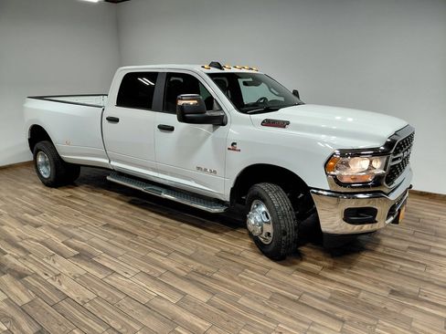Certified 2024 RAM 3500 Big Horn image 24