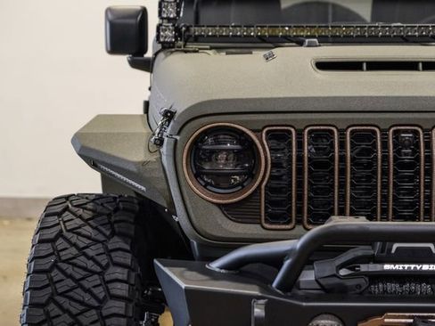 Used 2024 Jeep Wrangler Unlimited Rubicon 392 AWD/4WD image 4