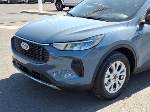 Used 2026 Ford Escape Active image 8
