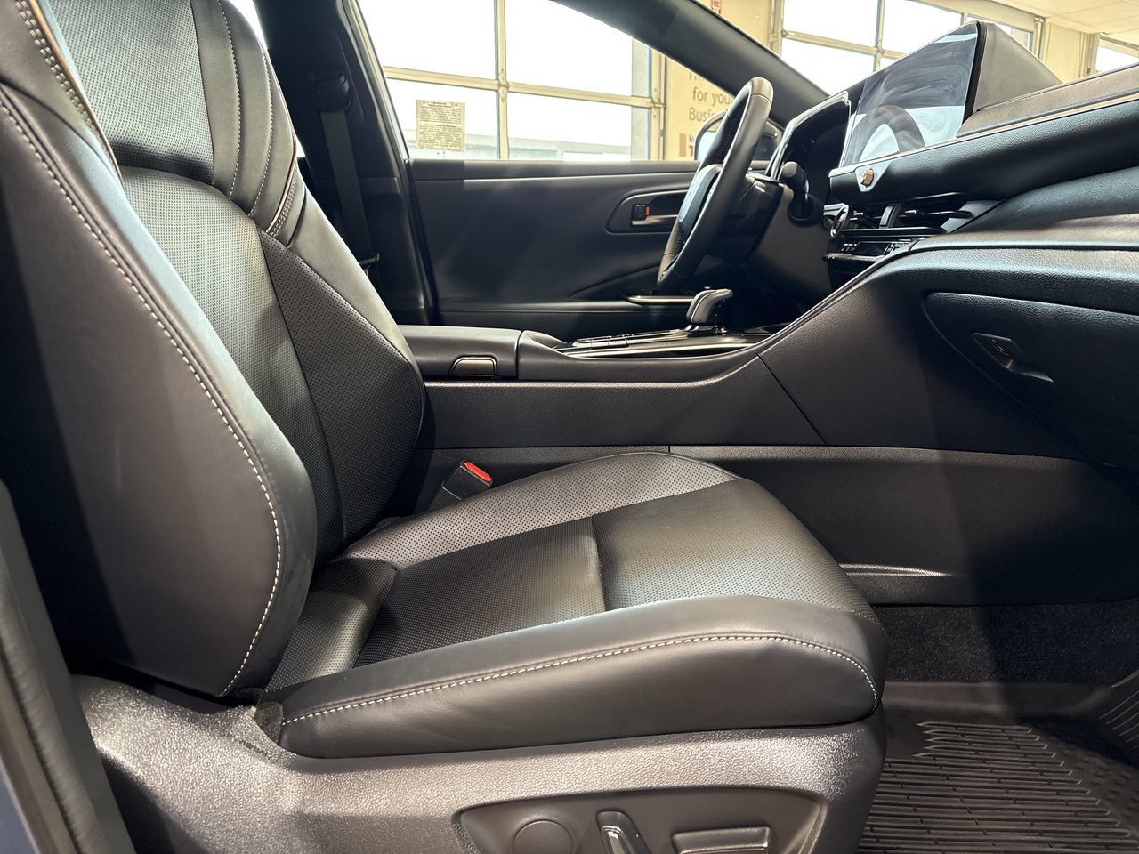 Certified 2026 Toyota Crown AWD/4WD image 25