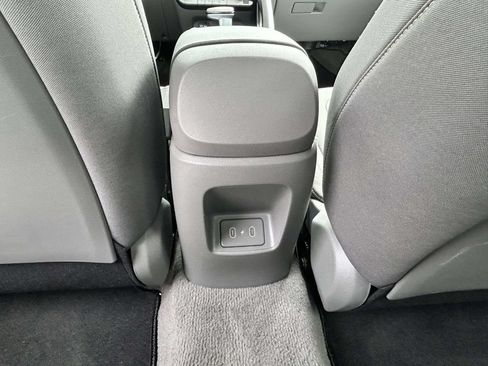 Certified 2025 Hyundai Elantra Sport FWD image 10