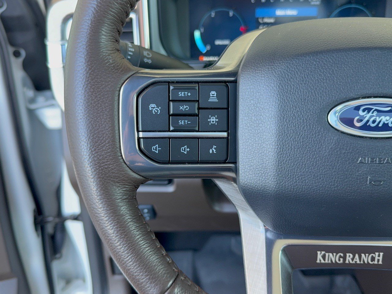 Certified 2024 Ford F350 King Ranch w/ Chrome Package AWD/4WD image 18