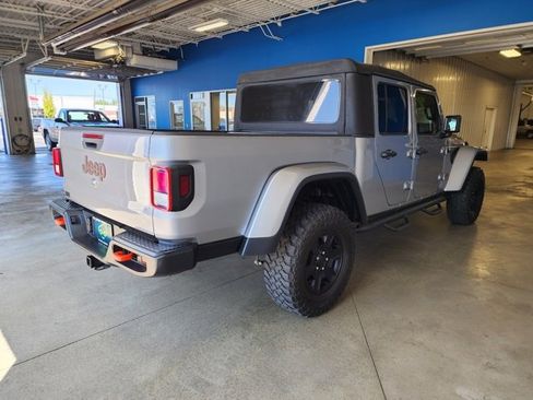 Used 2021 Jeep Gladiator Mojave w/ Cold Weather Group image 4