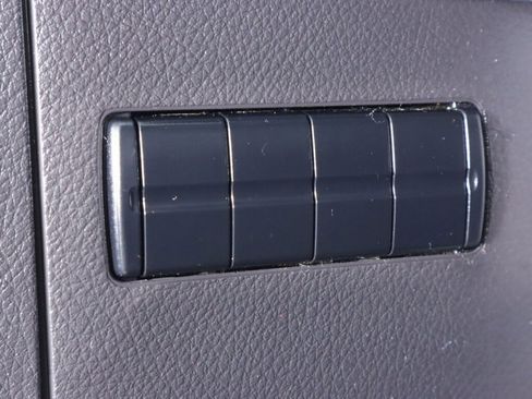 Used 2018 Mercedes-Benz Sprinter 3500 image 11