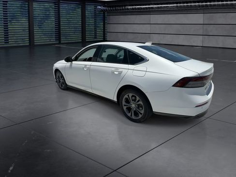 Used 2024 Honda Accord EX-L image 6