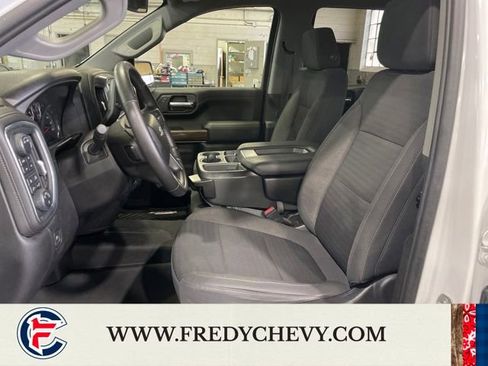 Used 2021 Chevrolet Silverado 1500 RST image 15