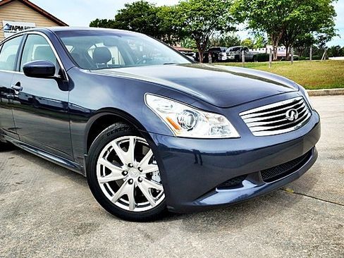 Used 2009 INFINITI G37 Journey w/ Premium Pkg image 2