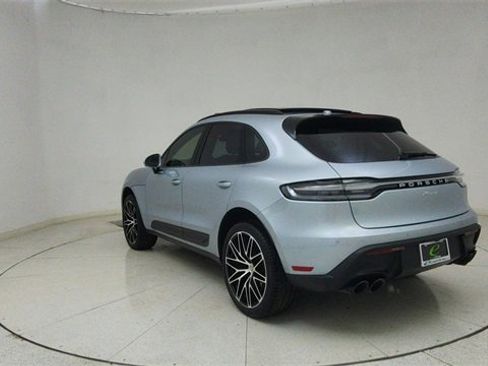 Used 2024 Porsche Macan w/ Premium Plus Package image 68