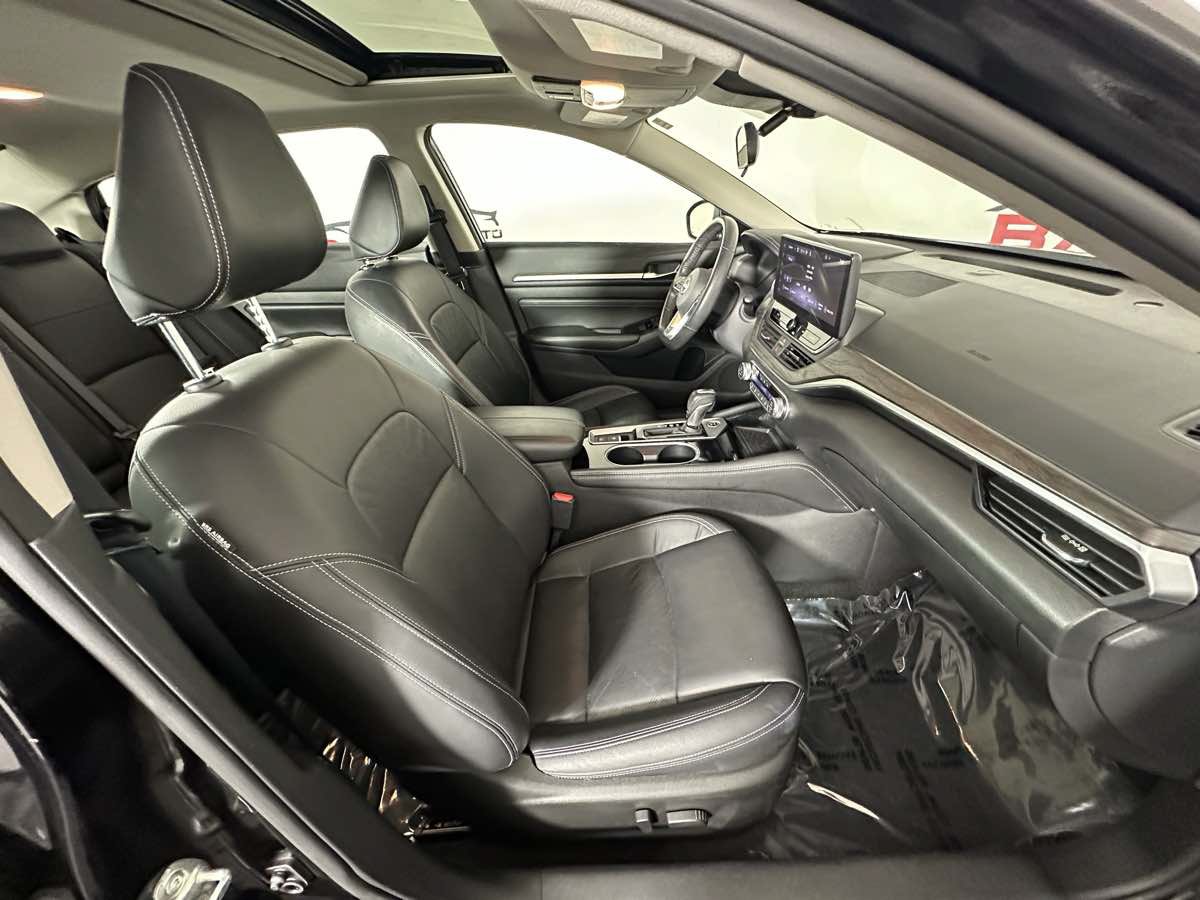 Used 2023 Nissan Altima 2.5 SL AWD/4WD image 24